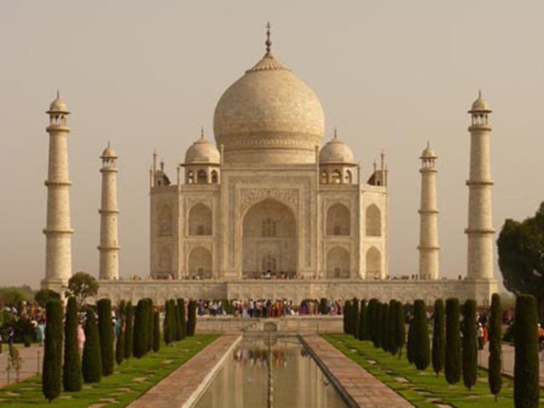 Church in India Opposes Singing of Controversial National Song