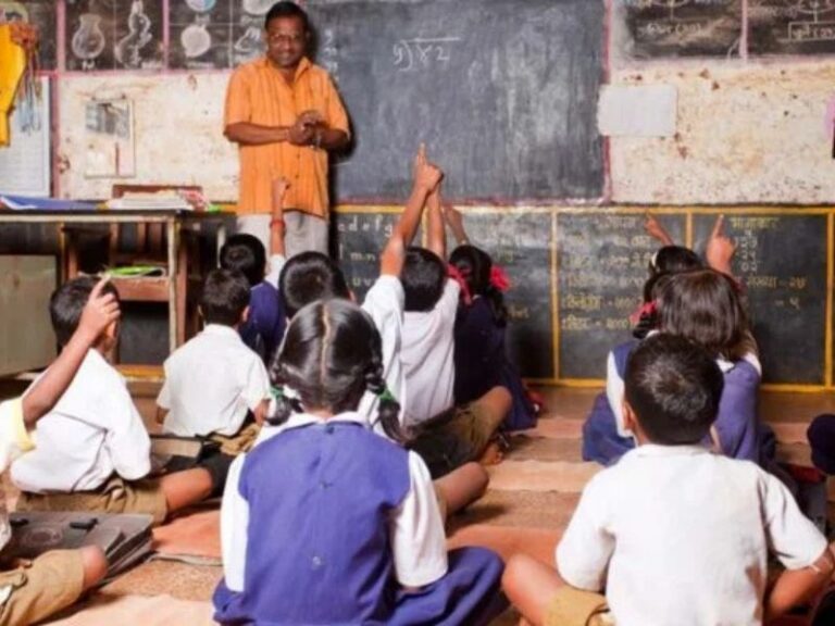 Hindu Prayers Introduced in Chhattisgarh Schools 