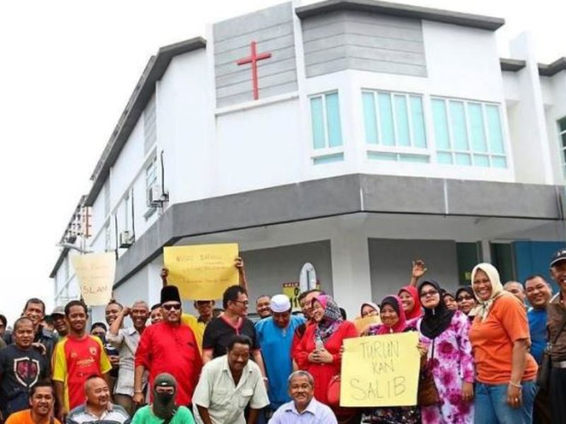 The Hidden Bureaucracy: How Selangor’s Shoplot Worship Ban Connects to a Bigger Agenda